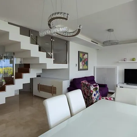 Paradise Luxury Sea View Holiday home
