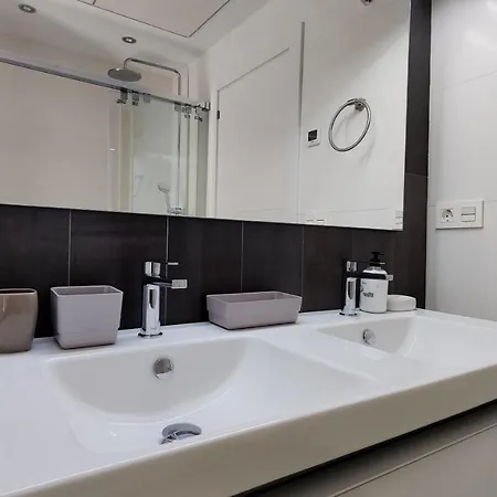 Paradise Luxury Sea View Дом отдыха Вильяхойоса