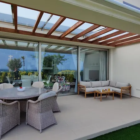 Дом отдыха Paradise Luxury Sea View Вильяхойоса