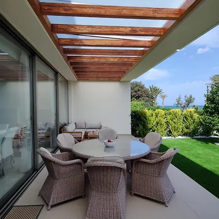 Paradise Luxury Sea View Дом отдыха *